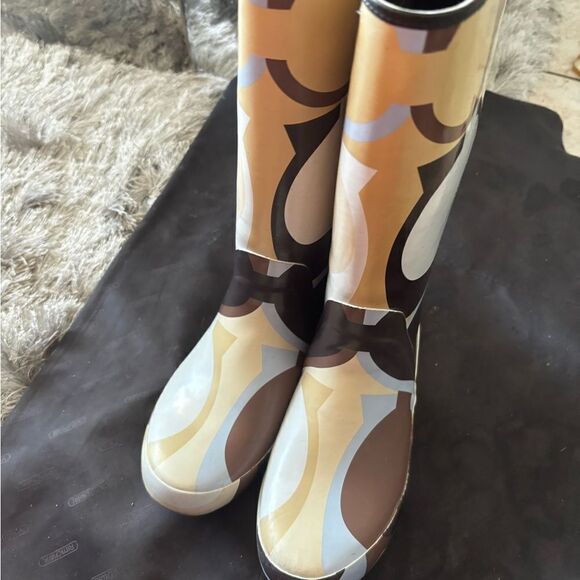 COACH Paisley Tall Rain Boot logo flat shoes all weather calf high designer y2k - Picture 2 of 8